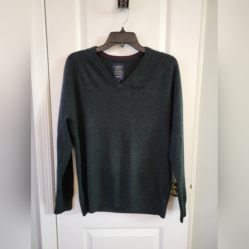 Hammond & Co. by Patrick Grant Lambswool V-Neck Sweater Dark Green Size Medium